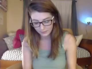 Diáklány szemüveg cicik webkamera szóló egy, ingyenes felnőtt csipesz e0